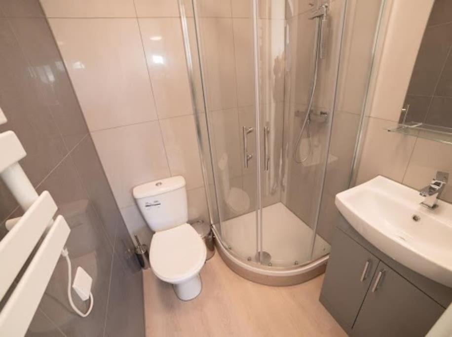 Spacious And Stylish 1 Bed Modern Flat Apartamento