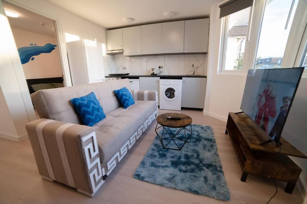 Spacious And Stylish 1 Bed Modern Flat Apartamento Londres